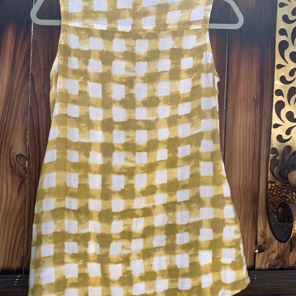 Forever 21 yellow Collar sleeveless flannel - Picture 5 of 6